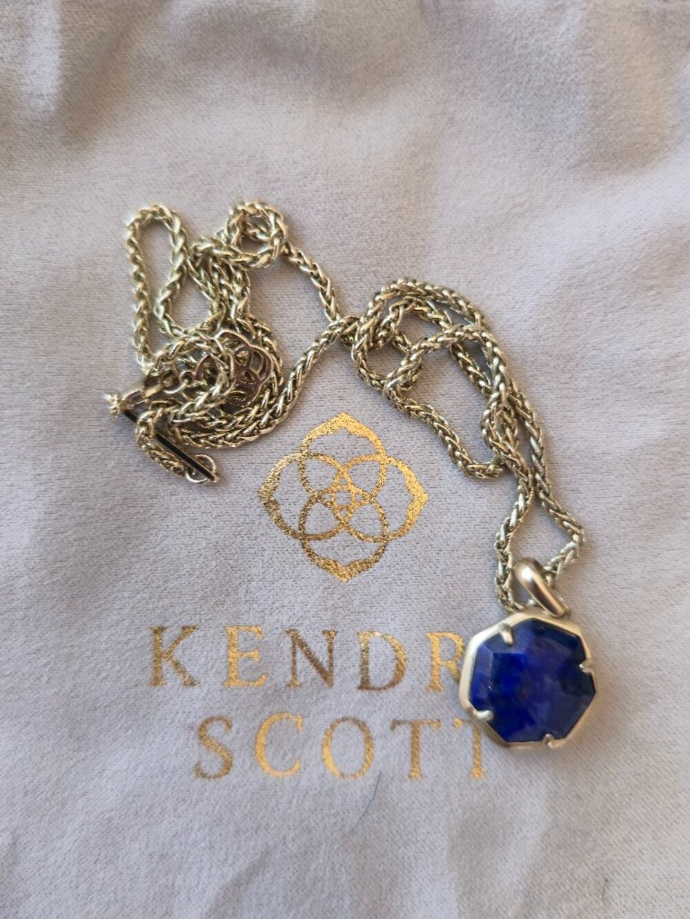 Kendra Scott Round Lapis Pennant